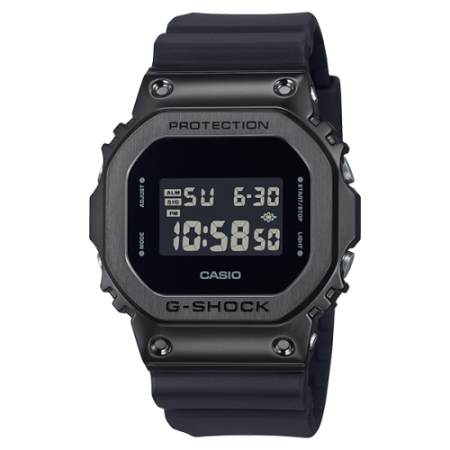 G-SHOCK 남성_GM-5600UB-1DR이미지입니다. 누르면 해당 게시물로 새창이동합니다.