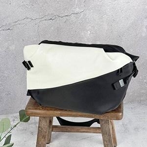 브랜드 여성 크로스백 사각 미니백-WFGO01D이미지입니다. 누르면 해당 게시물로 새창이동합니다.