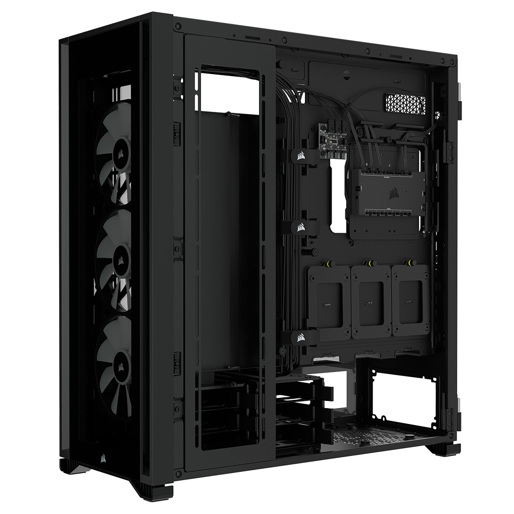 CORSAIR iCUE 7000X RGB