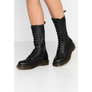 닥터마틴 Dr. Martens 1B99 레이스업 부츠 Black 블랙 T336585_이미지
