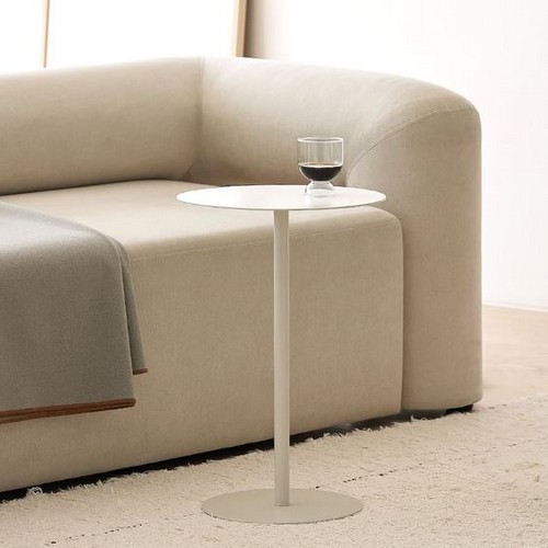 모어 사이드테이블