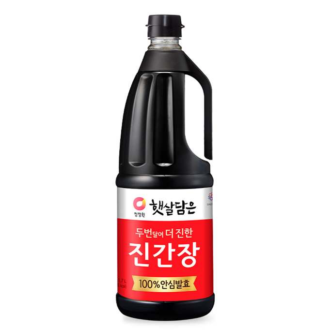 청정원 햇살담은 두번달여 더 진한 진간장 1.7L이미지입니다. 누르면 해당 게시물로 새창이동합니다.