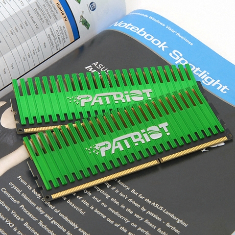 PATRIOT DDR3-2000 LLKN VIPER 패키지 (4GB(2Gx2))_이미지