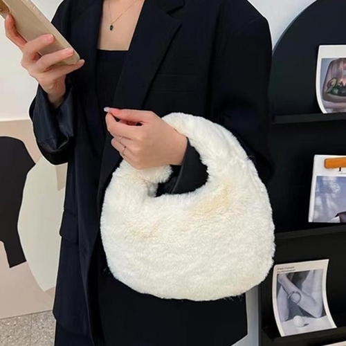 셀러허브 파티 외출 여성용 인조양모 토트백 J41703 힙색가방