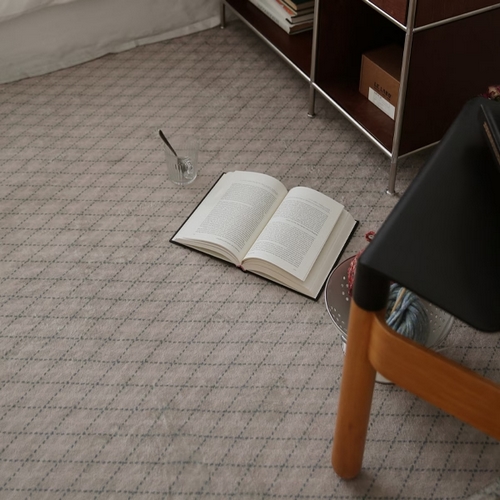 더프리그 위니 빈티지 러그이미지입니다. 누르면 해당 게시물로 새창이동합니다.