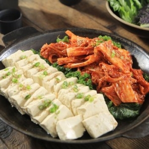 트레이더스 국내산 재료로 직접 담근 보쌈김치 3kg_이미지