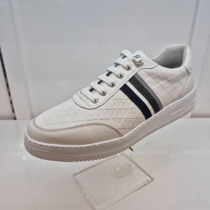 ��ĭ�� HC11 �Ұ��� ���� ����Ŀ�� K6V9U51H339