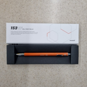 모나미 유성펜 153ID 1mm
