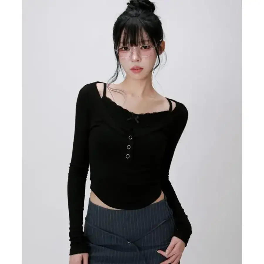 모스트 라이크더 리브 헨리넥 슬림 롱슬리브 탑_블랙 399048이미지입니다. 누르면 해당 게시물로 새창이동합니다.