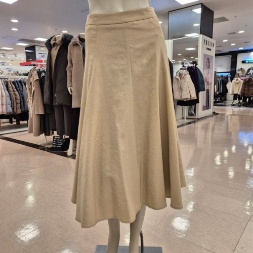 BCBG 봄25 에일 스커트 B5A1S201