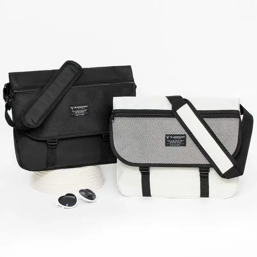  블루마운트 KWD897K6 BMS01 남녀공용 메신저백 데일리 크로스백
