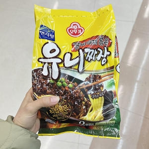 오뚜기 면사랑 잘게 다져 볶은 유니짜장 610g (2개)_이미지