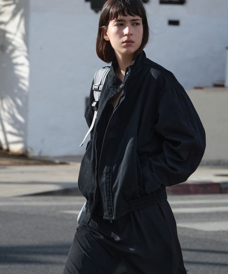 27일 도착예정 LOW CLASSIC WASHED COTTON JUMPER BLACK LC261JP03BK