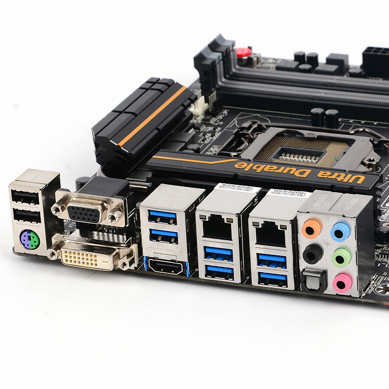 GIGABYTE GA-Z97X-UD5H-BK ��������� �Ǿ���Ʈ