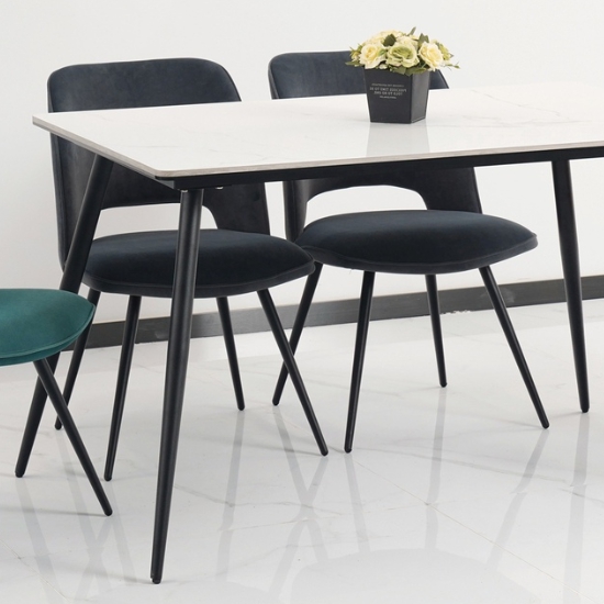 ��Ƽ������ ���� ����� ��ȭ���� ��Ź 1200