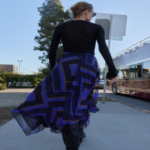 자라 국내 프린트 언밸런스 미디 스커트 멀티컬러 2269/102/330 5374021