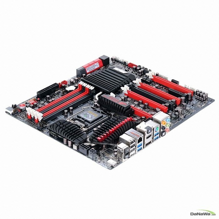 ASUS MAXIMUS V EXTREME 아이보라_이미지