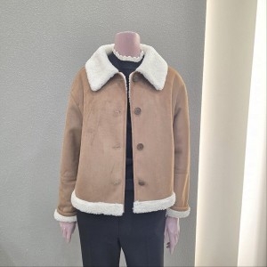 꼼빠니아 카라넥 세미루즈핏 페이크 무스탕 CAFW1-WFU200 _IC