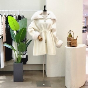  포커스 퍼 포인트 스트링 하프 코트 FW3J7CT03196