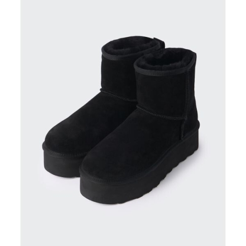 무신사 무신사 스탠다드 스탠다드 윈터 퍼그 플랫폼 부츠 블랙 1664274이미지입니다. 누르면 해당 게시물로 새창이동합니다.