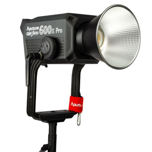 Aputure LS 600X PRO LED조명이미지입니다. 누르면 해당 게시물로 새창이동합니다.