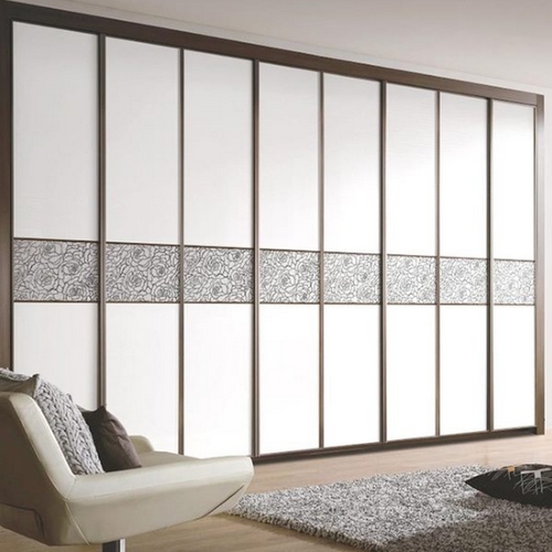 �ڼ��� ���λ� ������ �ٹ�����