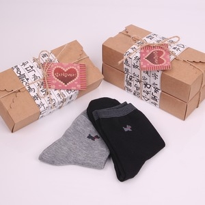 [불명] 진짜양말 2족 선물세트 양말선물 AAP111 설날이미지입니다. 누르면 해당 게시물로 새창이동합니다.