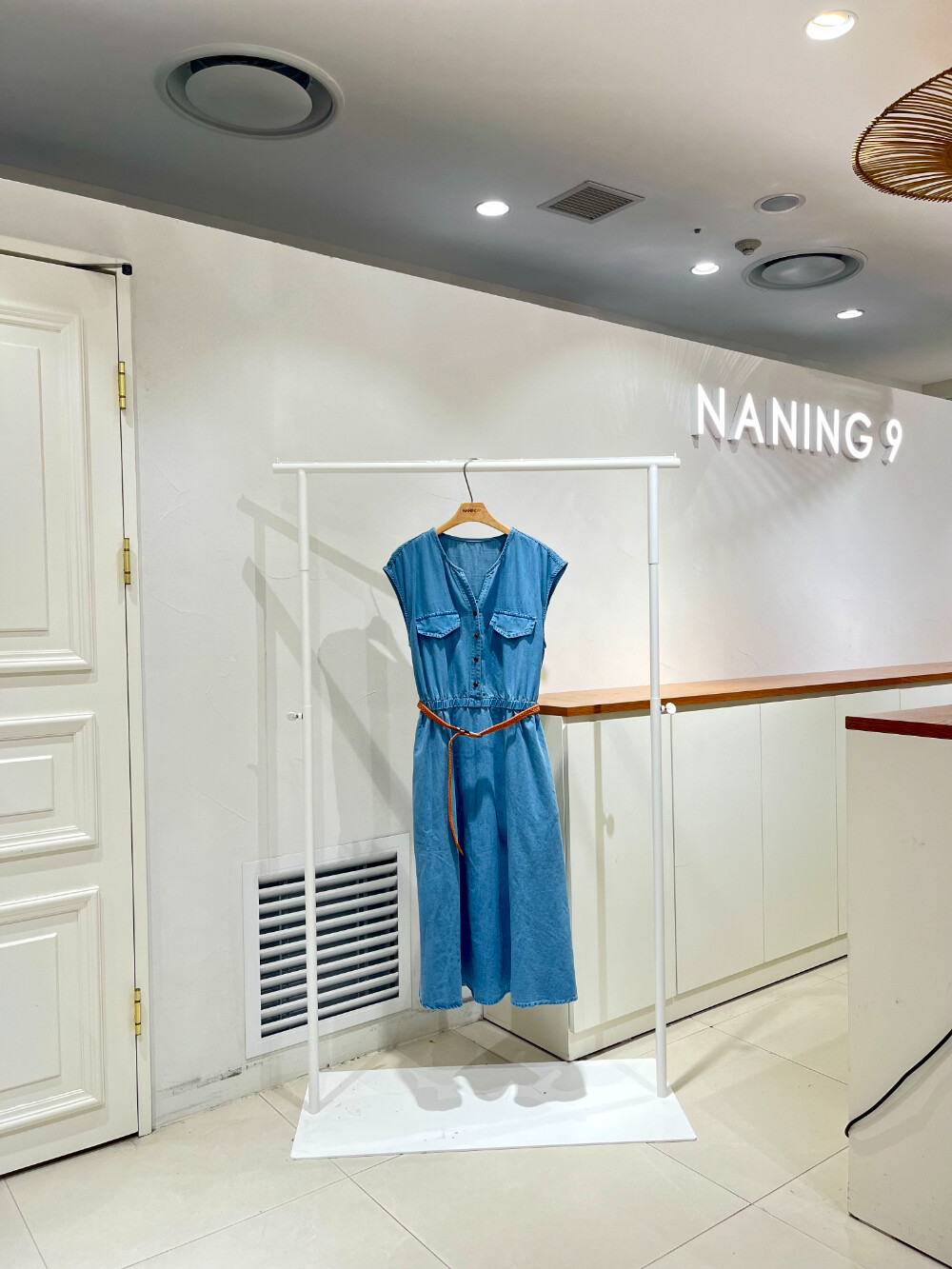  난닝구 스타필드코엑스점 키듀미데님원피스 1126B2OP00E