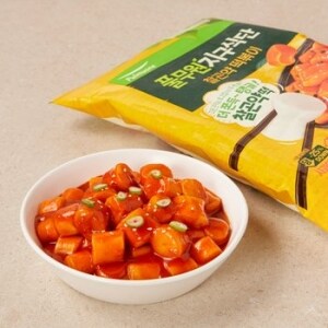 풀무원 지구식단 찰곤약<b>떡볶이</b> 403.7g