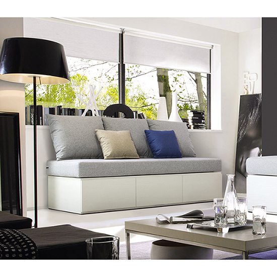 비앙스 지오니 서랍형 수납 패브릭 소파 3인용이미지입니다. 누르면 해당 게시물로 새창이동합니다.