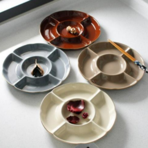 에크렌 골드 림 5구 나눔접시이미지입니다. 누르면 해당 게시물로 새창이동합니다.