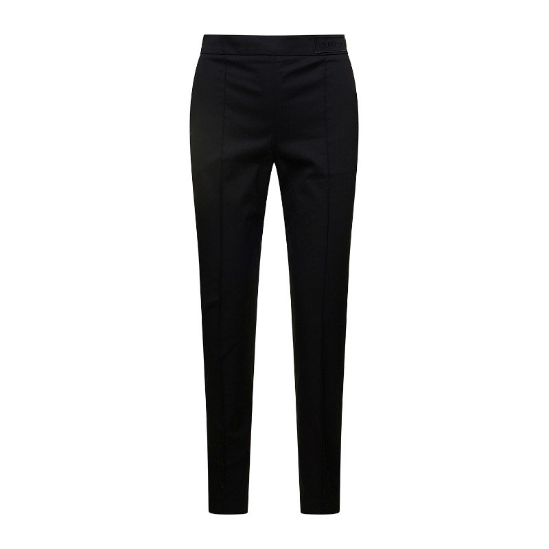 몽클레르 토널 로고 패치 스트레치 코튼 스트레이트 팬츠 2A00018 57448 999이미지입니다. 누르면 해당 게시물로 새창이동합니다.