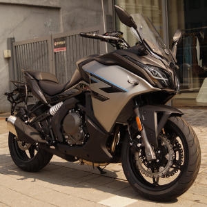 CFMOTO 650GT 미들급 스포츠 투어러 cb500x