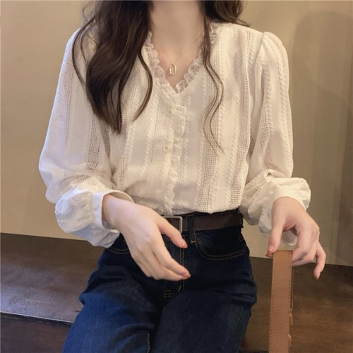 드라이프 비욘 펀칭 레이스 프릴 블라우스 LL-T120_이미지