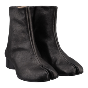 메종마르지엘라 명품 마르지엘라 S58WU0273 PR058 T8013 타비 여성 앵클 부츠 S58WU0273PR058T8013이미지입니다. 누르면 해당 게시물로 새창이동합니다.