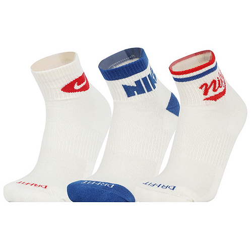 나이키 에브리데이 플러스 앵클 삭스 3팩 HJ9340-901이미지입니다. 누르면 해당 게시물로 새창이동합니다.