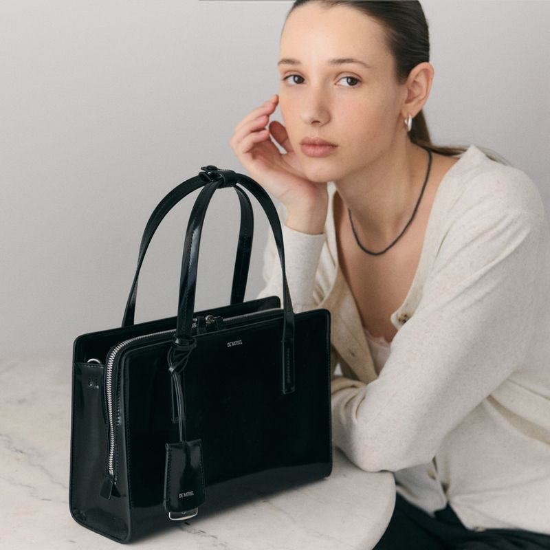 드메리엘 Karin Tote Bag Black 3757845 414943