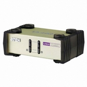 ATEN 2��Ʈ PS/2-USB KVM ����ġ (CS82U)