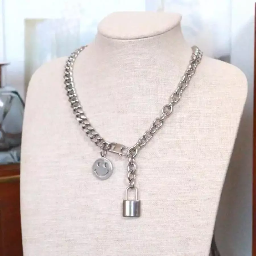 이어넥핸즈 써지컬스틸 스마일락 볼드체인 목걸이 8440831A