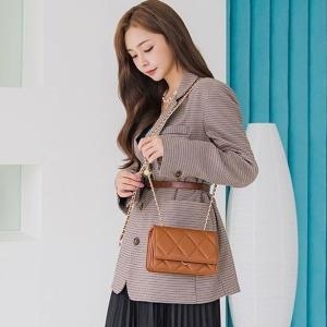 포인트 여성백 퀼팅 골드 체인 장식 미니 크로스백 W85F08C