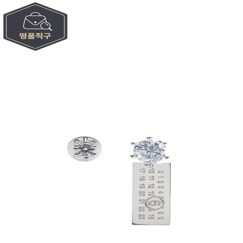 메종마르지엘라 MM6 메종 마르지엘라 NUMERIC 참 귀걸이 B0191975176_이미지