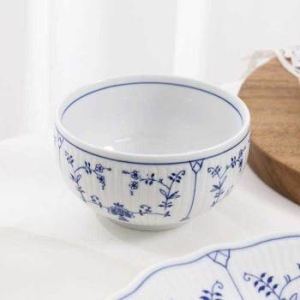 체스키포슬란 프라하블루 공기 O077이미지입니다. 누르면 해당 게시물로 새창이동합니다.