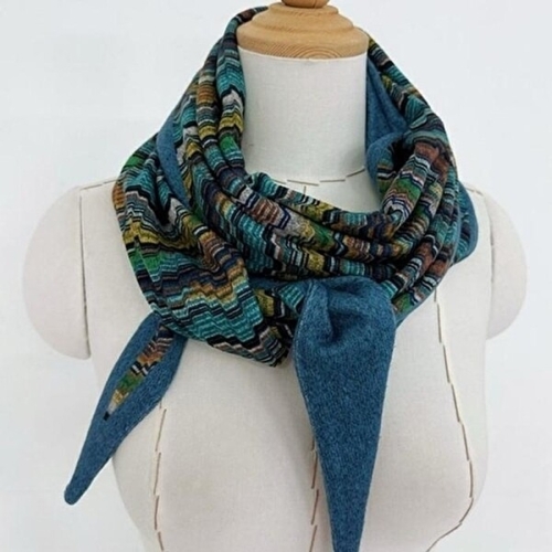 패션 애슬릿 플라워 기모 삼각 엄마 할머니 선물 목도리 11918043A