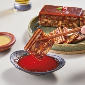 두레식품 맛나편육 300g + 불소스 30g + 겨자소스 30g