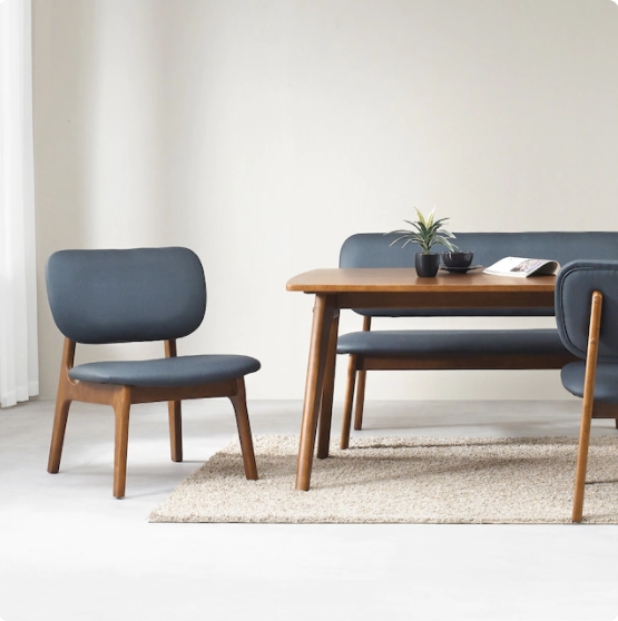 헤닝 마이홈 낮은 원목 식탁 1400 (의자별도)_이미지