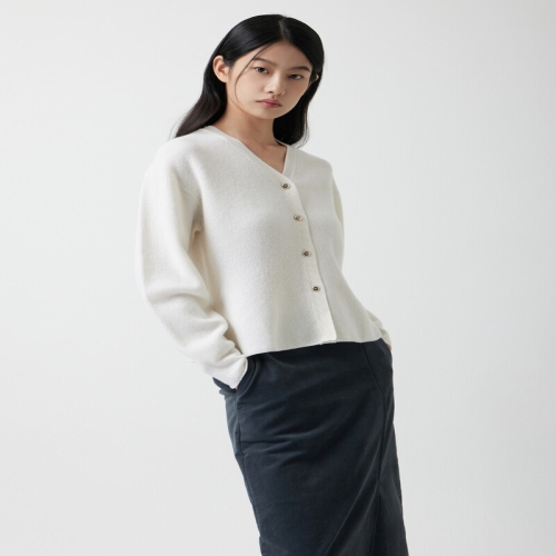  ZOOC 홀가먼트 V넥 울 가디건 Z254KSL001