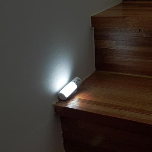 ������� UrbanLED LED ���� ���̺긮�� ������ S
