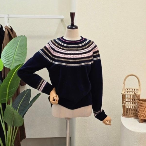 포커스 FW5K3KT32794_넥 패턴 포인트 라운드 니트