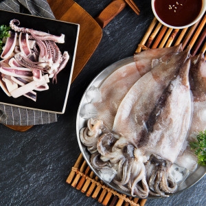 우체국쇼핑 김영조의 간편 손질오징어 10마리 내외 /1.5kg