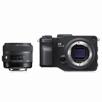 SIGMA sd Quattro H